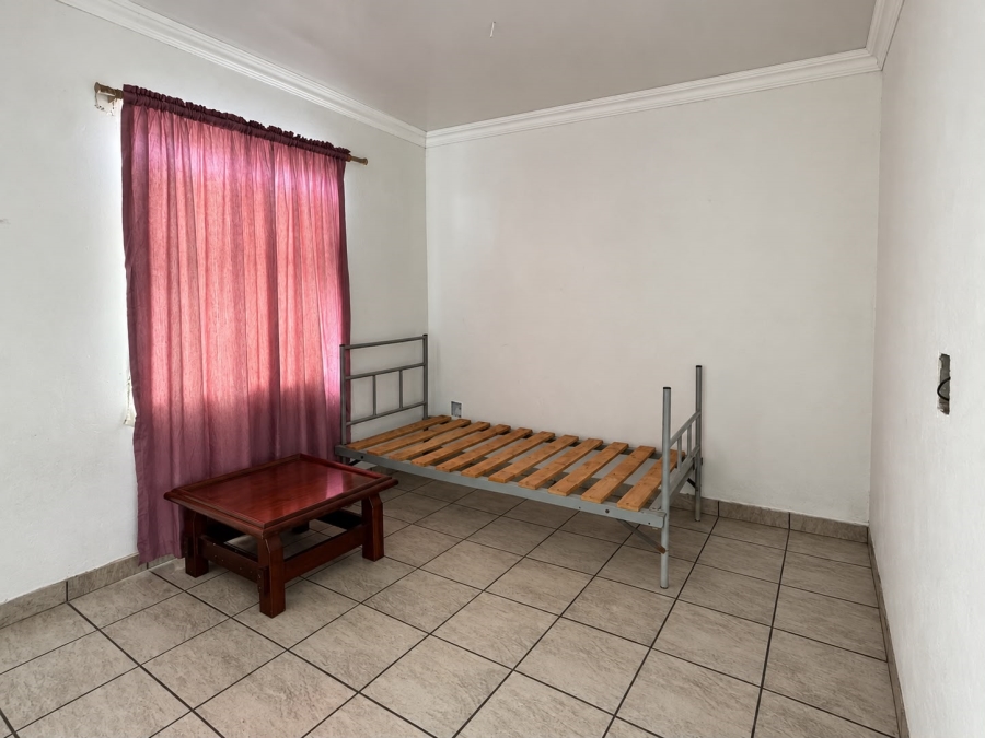 4 Bedroom Property for Sale in Harbour Lights Western Cape